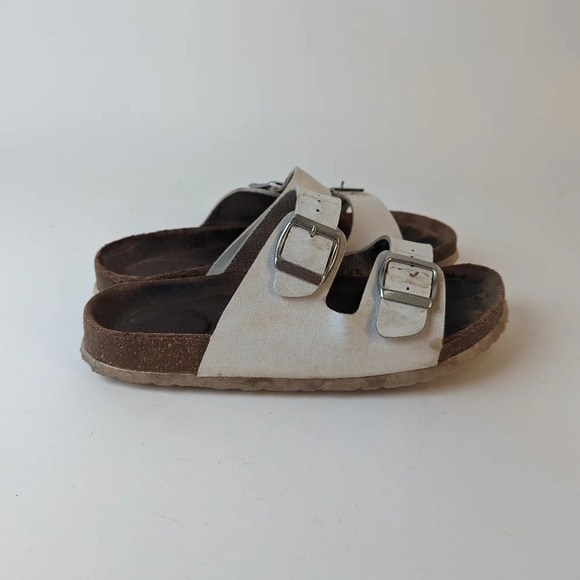 Cushionaire Sandals - 8.5 - Picture 4 of 10